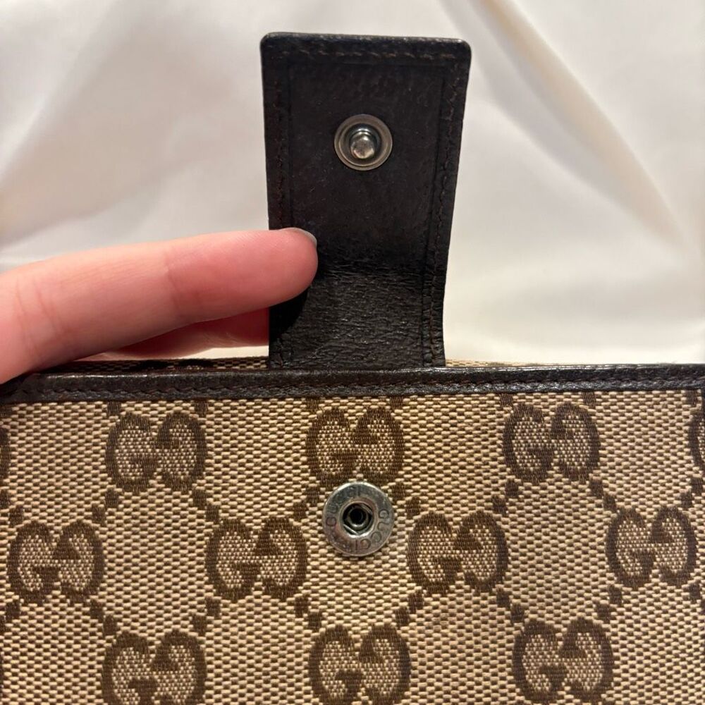 Gucci Brown Monogram Wallet - Picture 13 of 14